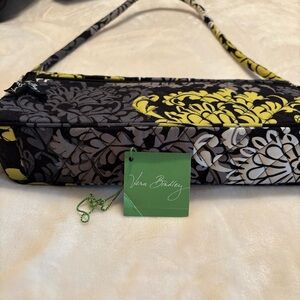 NWT Vera Bradley Knot Just a Clutch Baroque Purse #11115-069